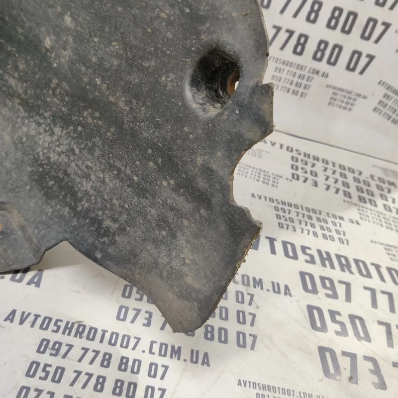 Підкрилок VW Bora (98-05) 1.9 TDI задня права OEM 1j0810972j