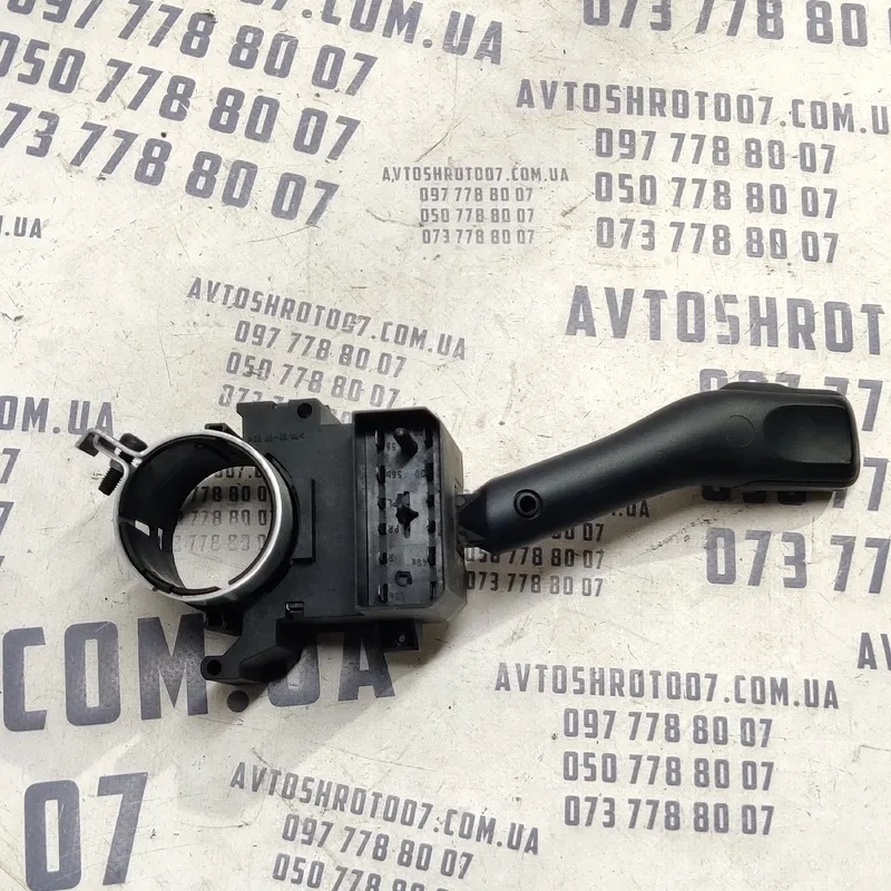 Перемикач підрульовий лів VW Bora (98-05) 1.9 TDI 8L0953513G