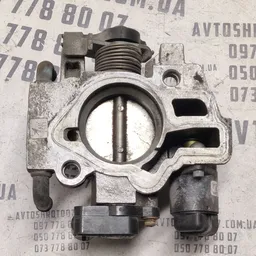 Дросельна заслонка ВАЗ Kalina 04-13 1.4 Бенз OEM 21121148010