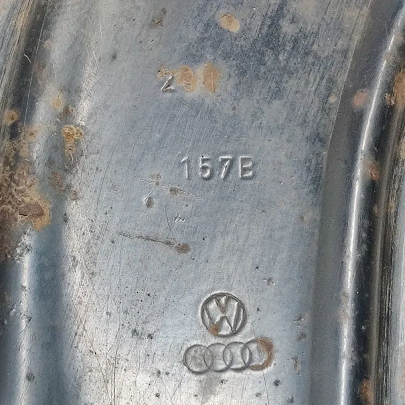 Ричаг Volkswagen Bora 98-05 1.9 TDI передній лівий OEM 157b