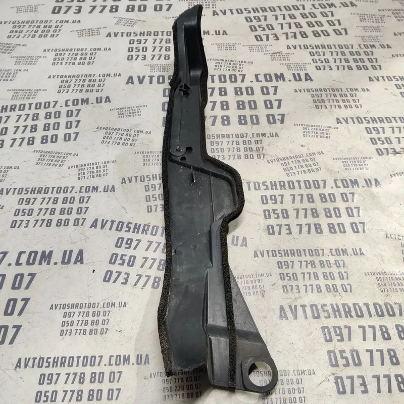 Пильник крила Toyota Corolla 07-13 1.6 ліва OEM 5382812080