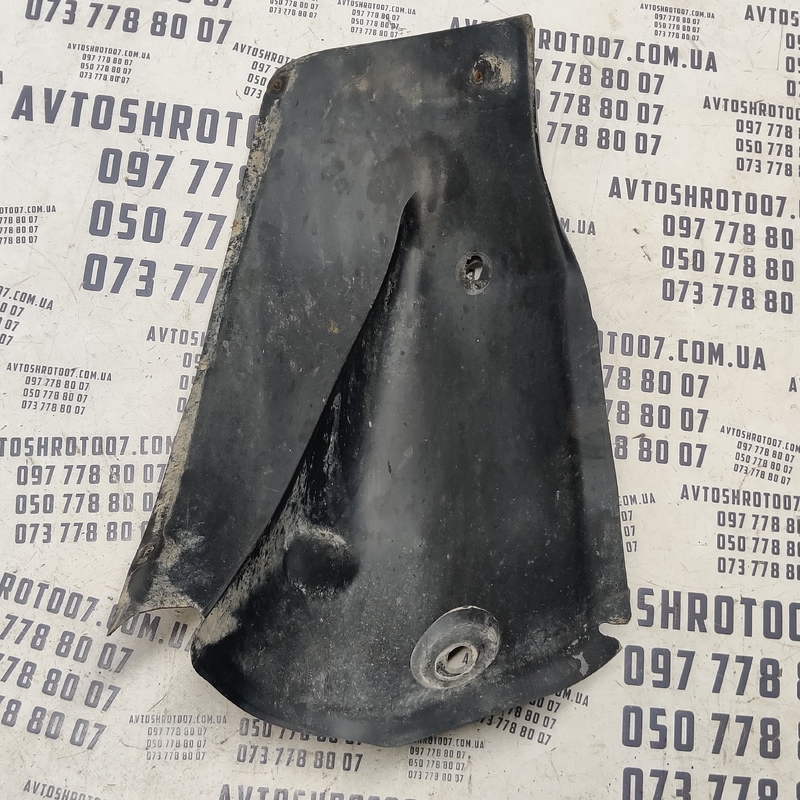 Підкрилок Dacia Logan (04-12) 1.6 лів. зад. OEM 8200209892