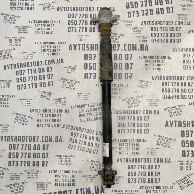 Амортизатор VW Bora (98-05) 1.9 TDI задній OEM 556273