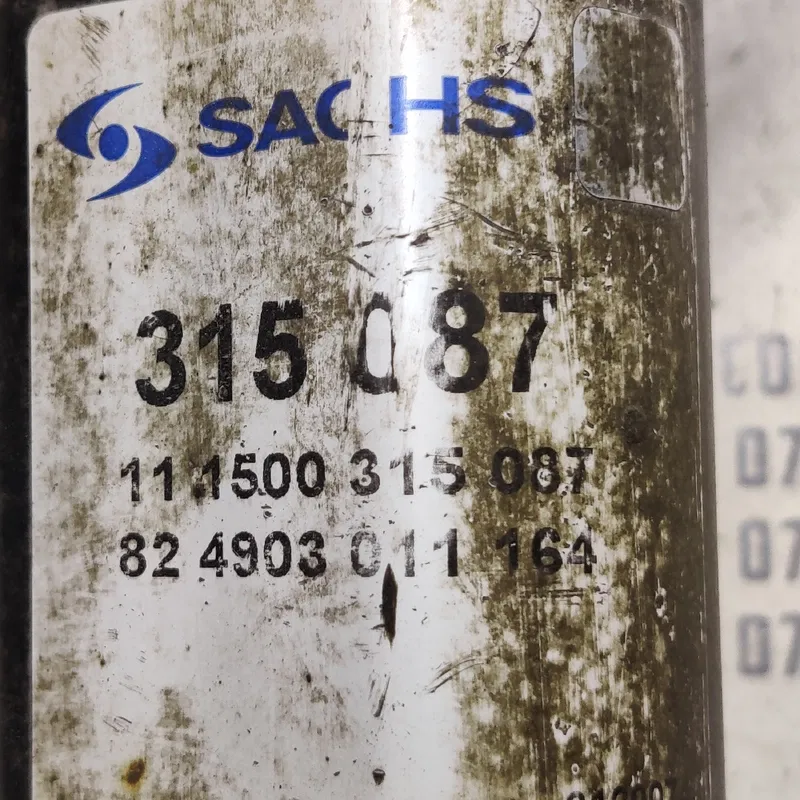 Амортизатор VW Bora (98-05) 1.9 TDI перед. прав. OEM 315087