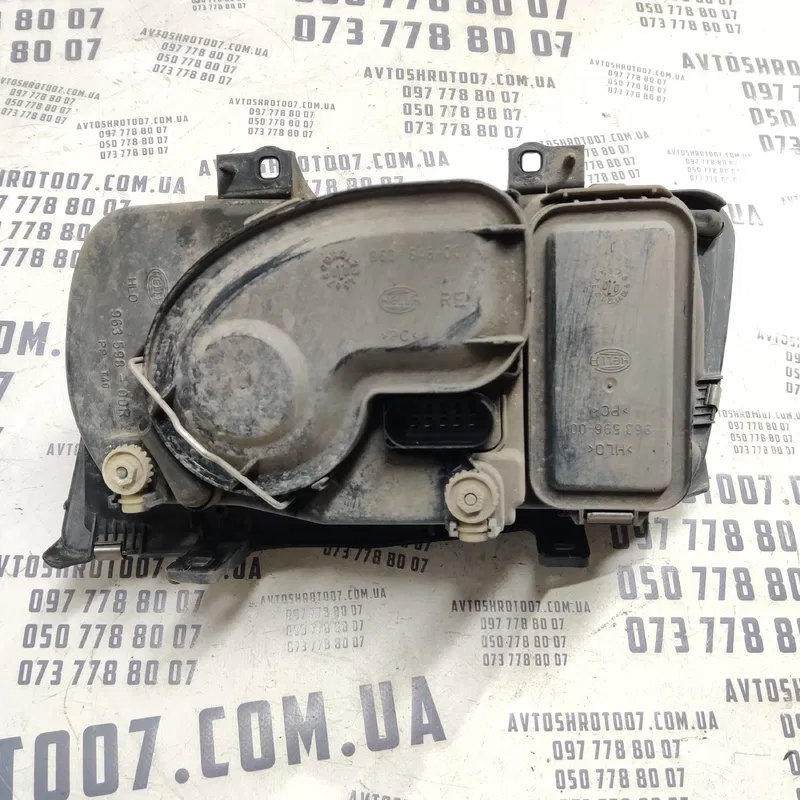 Фара VW Bora (98-05) 1.9 TDI передня права OEM 96359800r2
