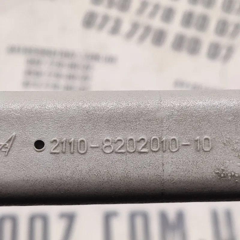 Ручка внутрішня ВАЗ Kalina 04-13 1.4 задня OEM 2110820201010