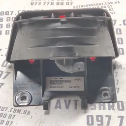 Стоп-сигнал Dacia Logan (04-12) 1.6 Бензин задній 8200211037 фото 2
