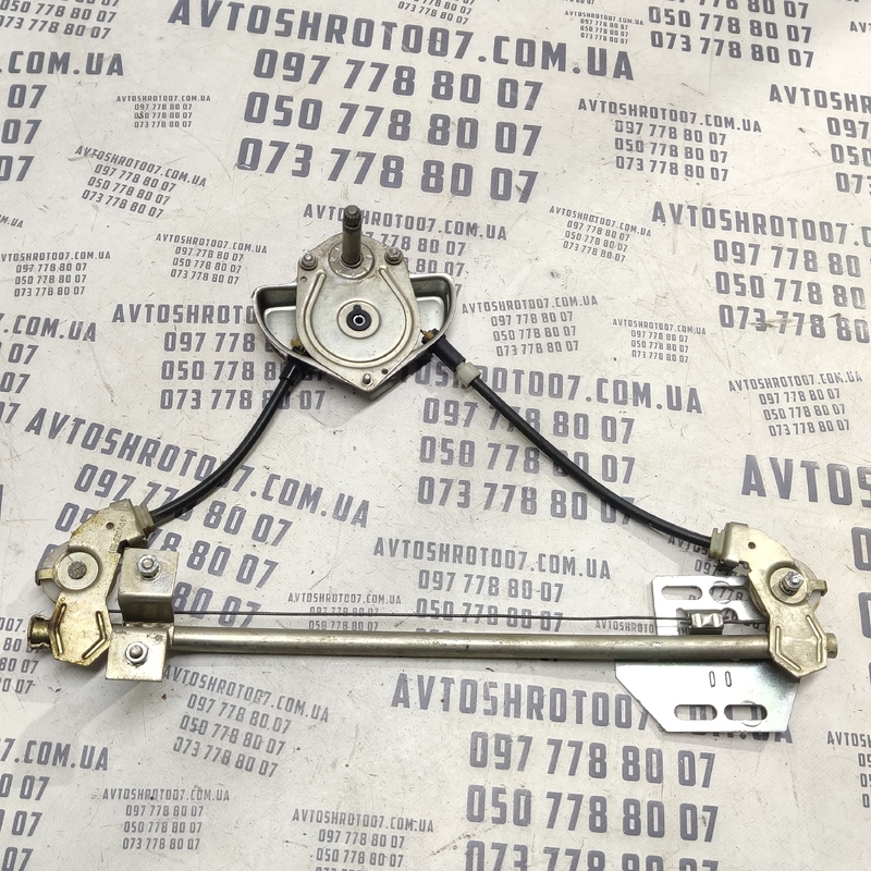 Склопідіймач ВАЗ Kalina (04-13) 1.4 зад.пр. OEM 11186204010