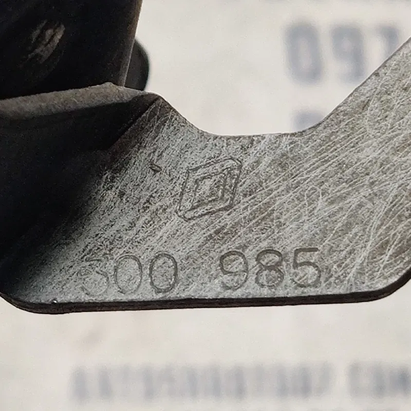 Замок багажника Dacia Logan (04-12) 1.6 Бензин OEM 300985