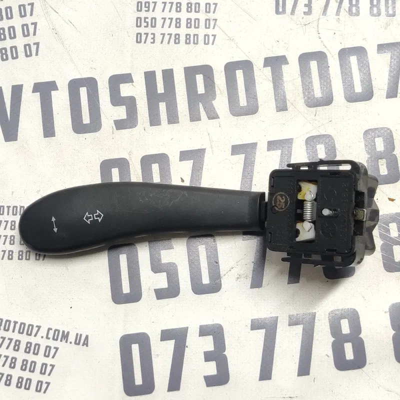 Перемикач підрульовий ВАЗ Kalina 04-13 1.4 OEM 21233709330