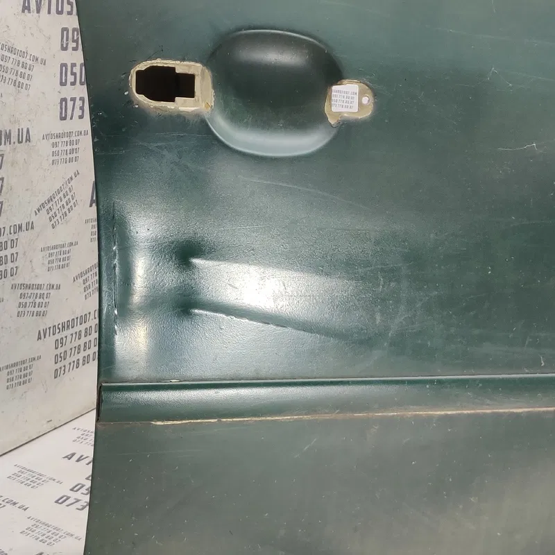 Двері VW Bora (98-05) 1.9 TDI передня права OEM 1j4831317