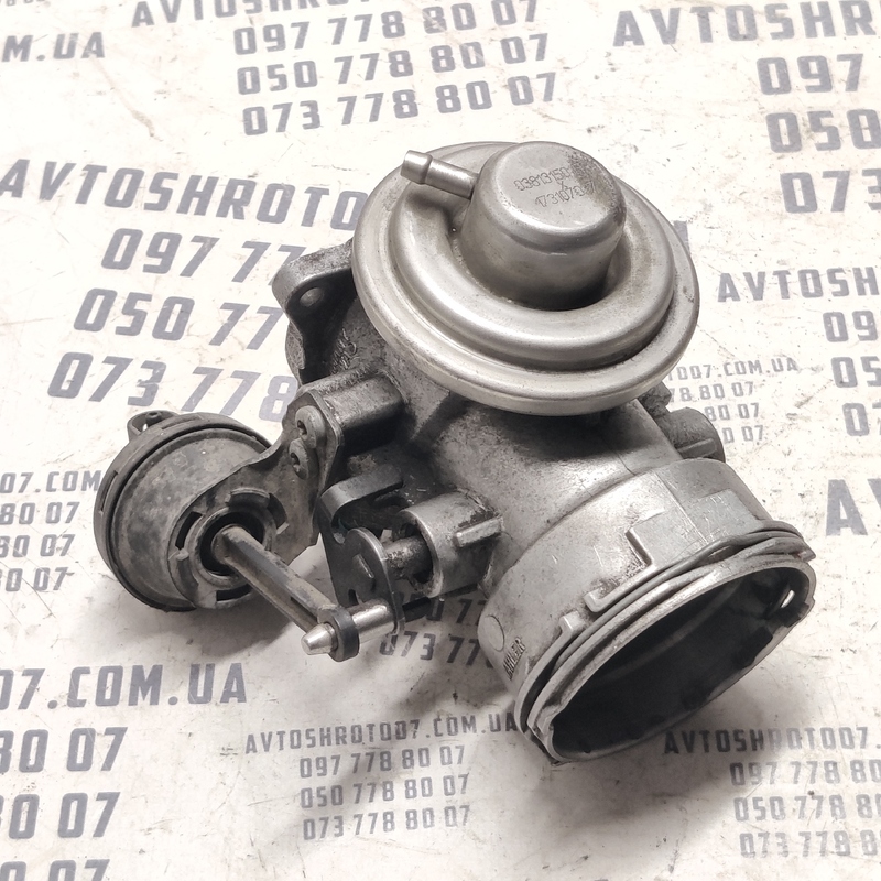 Дросельна заслонка VW Bora (98-05) 1.9 TDI OEM 038129637a