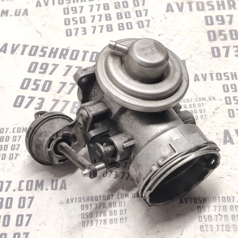Дросельна заслонка VW Bora (98-05) 1.9 TDI OEM 038129637a