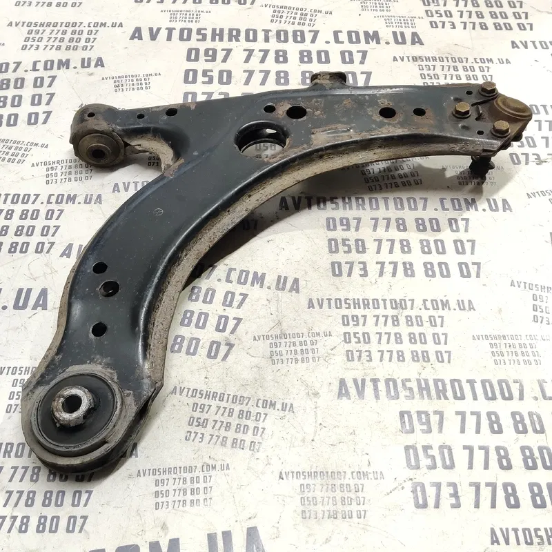 Ричаг Volkswagen Bora 98-05 1.9 TDI передній лівий OEM 157b