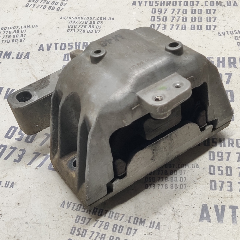 Подушка двигуна VW Bora 98-05 1.9 TDI права OEM 1j0199262ck