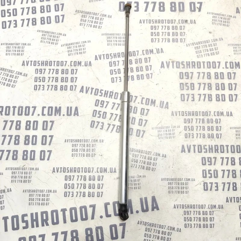 Амортизатор багажника VW Bora (98-05) 1.9 TDI OEM 1j6827550c