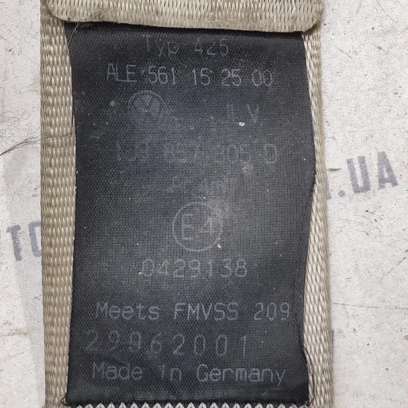 Ремінь безпеки VW Bora (98-05) 1.9 TDI L зад. OEM 1J9857805D