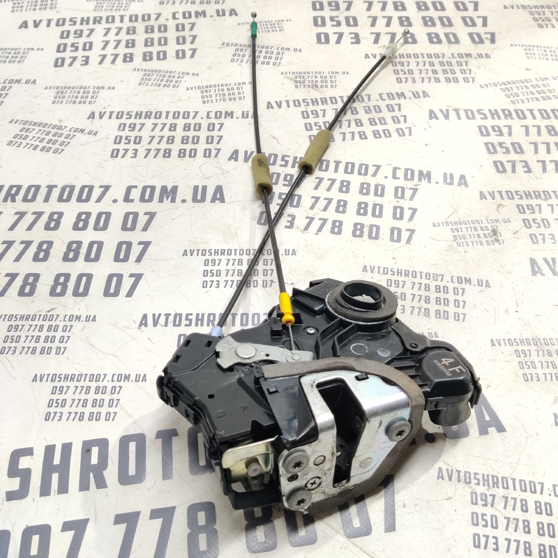 Замок дверей Toyota Corolla (06-13) 1.6Б Пр Пер OEM 80605099