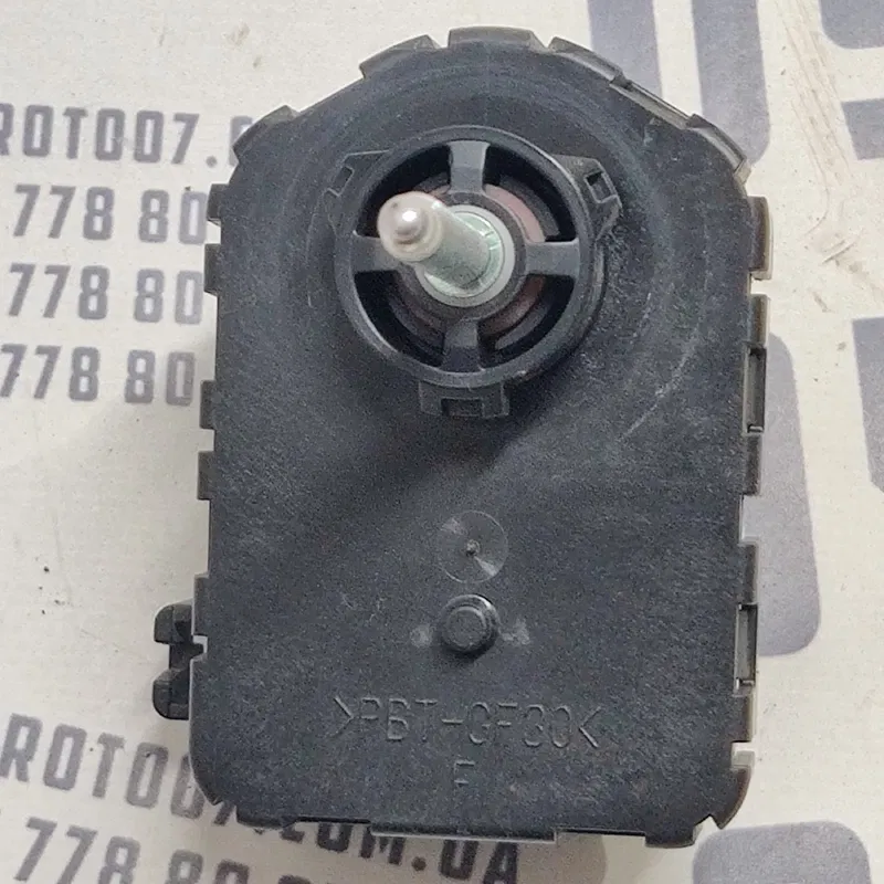 Коректор фар Toyota Corolla 06-13 1.6 Бенз Пр OEM 09e1407147