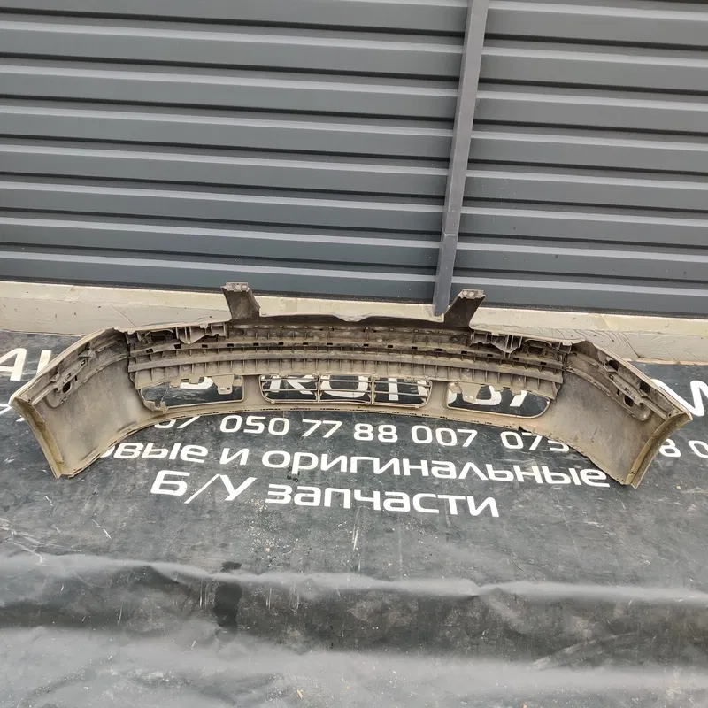 Бампер VW Bora (98-05) 1.9 TDI передній OEM 1J5807231