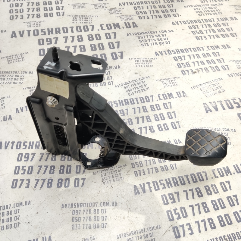 Педаль щеплення VW Bora (1998-2005) 1.9 TDI OEM 1j1721059ad
