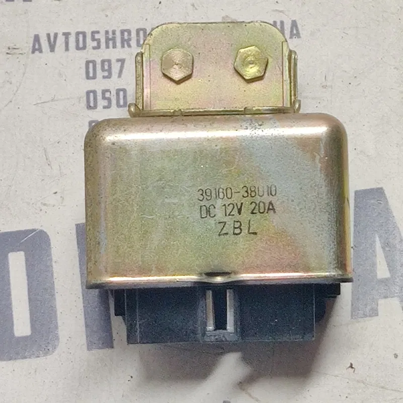 Реле бензонасоса Hyundai Sonata (98-05) 2.0 OEM 3916038010