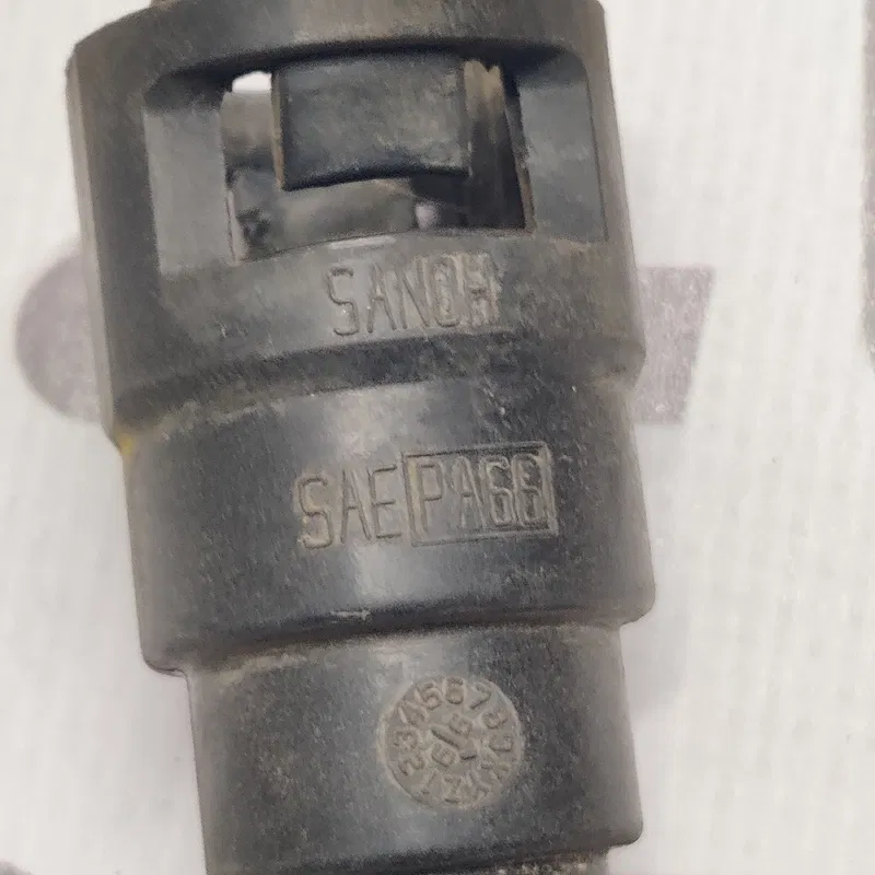 Фланець системи охолодження Mazda Premacy (99-05) 1.8 Бензин