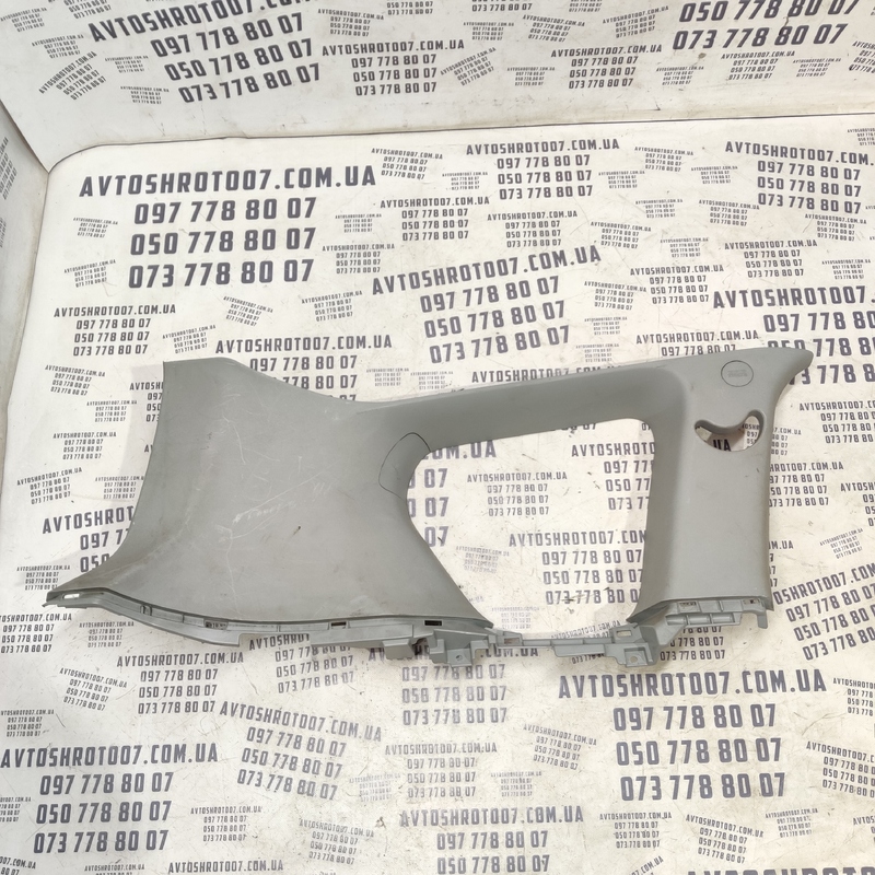 Накладка задня ліва Mitsubishi Outlander XL 06-12 7230a051ha