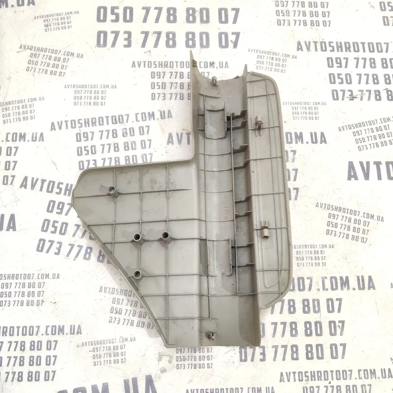 Накладка порога Toyota Corolla 06-13 1.6 Ліва OEM 6791812130