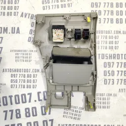 Накладка салону Toyota Corolla 06-13 1.6 Бенз OEM 5548012010 фото 2