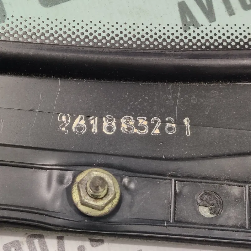 Скло дверей Peugeot 807 (02-14) 2.2 HDI переднє праве