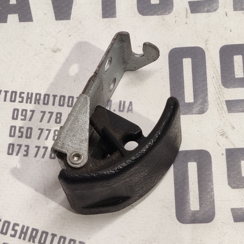 Ручка відкриття капоту Mitsubishi Outlander XL (06-12) 2.0D