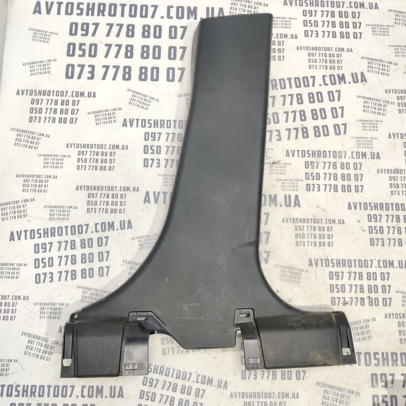 Накладка Mitsubishi Outlander XL 06-12 2.0D Права 7211a054