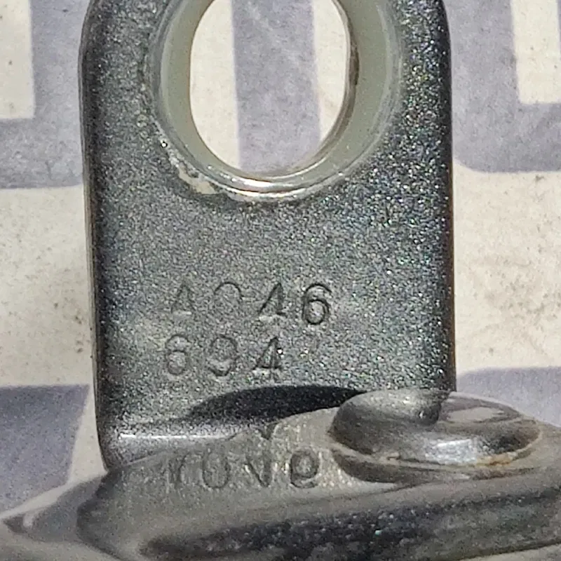 Завіса дверей Toyota Corolla 06-13 1.6Б зад.ліва OEM a046694