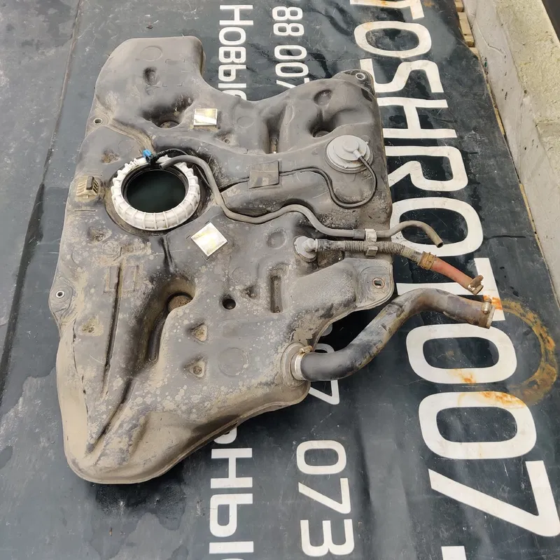 Бак паливний Toyota Corolla 06-13 1.6 Бензин OEM 771110AP00