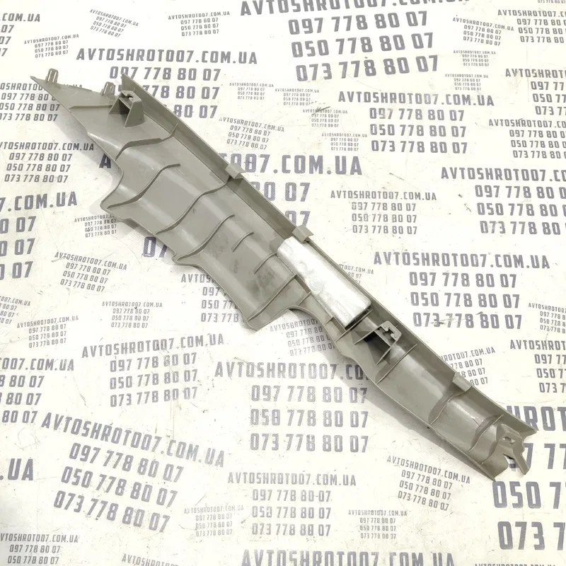 Накладка Toyota Corolla 06-13 1.6 Ben Права OEM 6255112210
