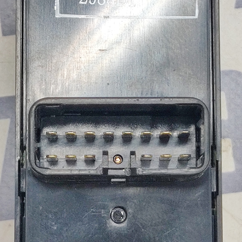 Блок кнопок Mitsubishi Outlander 06-12 2.0D лів OEM 8608a185