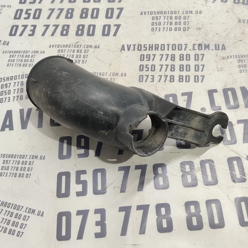 Патрубок повітряний Mazda Premacy (99-05) 1.8 Бензин