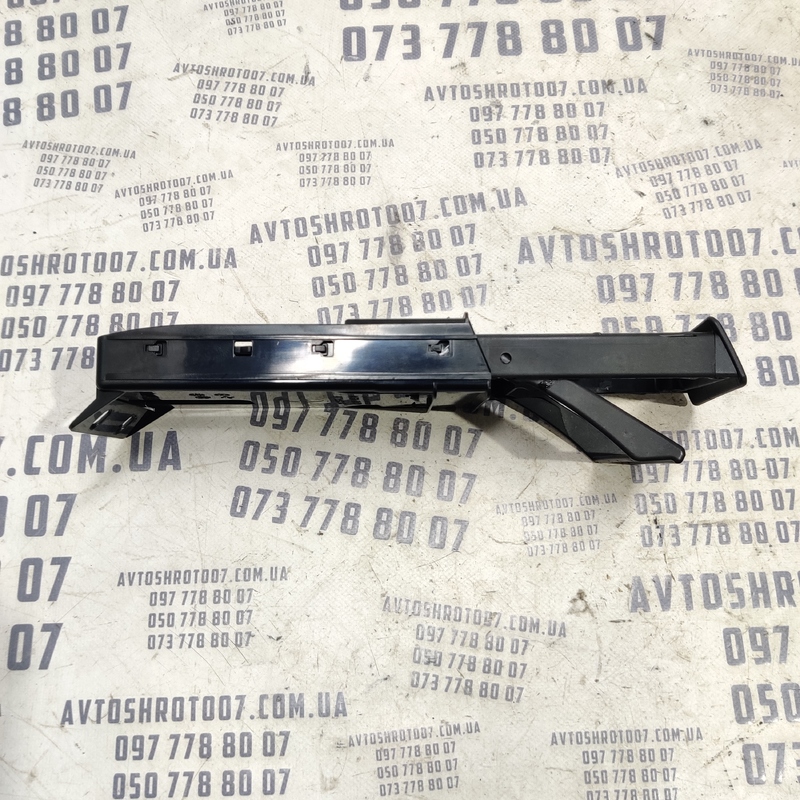 Підстаканник лівий Mitsubishi Outlander XL 06-12 8041A001ZZ фото 2