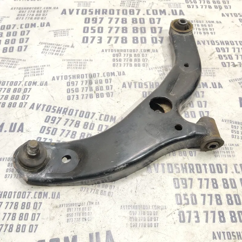 Ричаг Mazda Premacy (99-05) 1.8 FP бензин передній правий