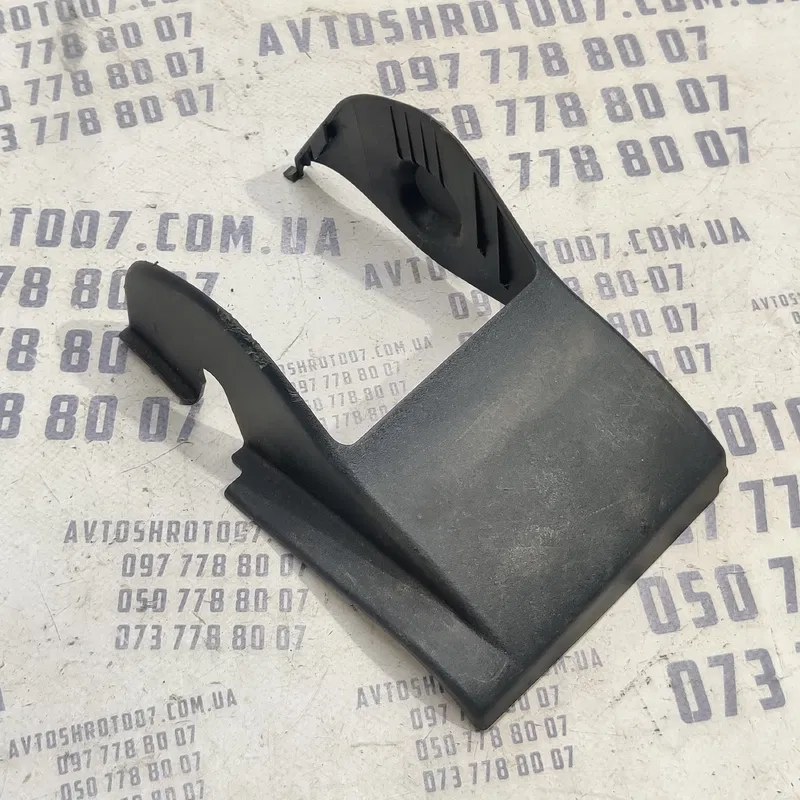 Накладка салону Mitsubishi Outlander XL 06-12 OEM 6977a061zz