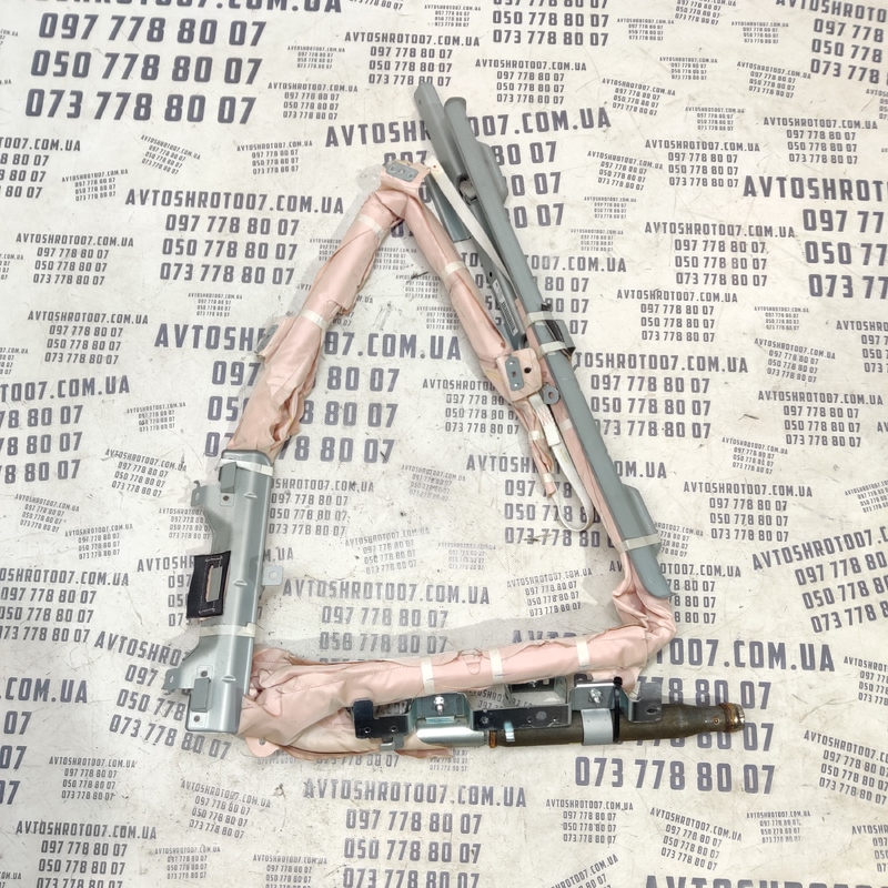 Шторка Mitsubishi Outlander XL 06-12 2.0D пр OEM 616540800a фото 2