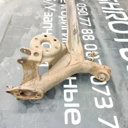 Балка підвіски Toyota Corolla 06-13 1.6 задня OEM 4210112171 фото 8