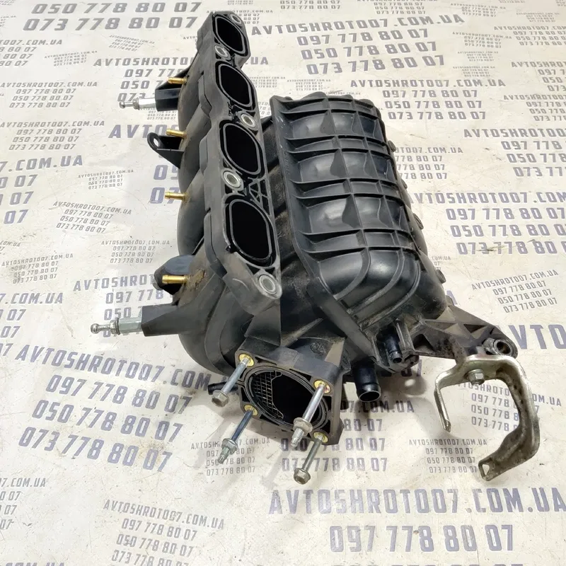 Впускний колектор Toyota Corolla 06-13 1.6 Бензин 1712037022