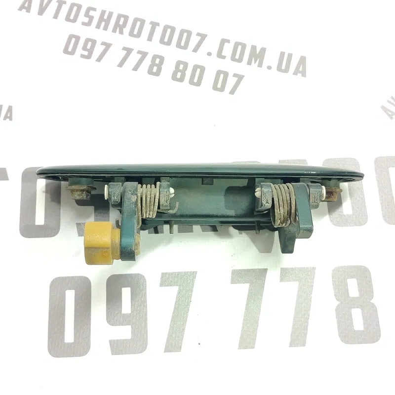 Ручка зовнішня Mazda Premacy (1999-05) 1.8 Бензин задня ліва