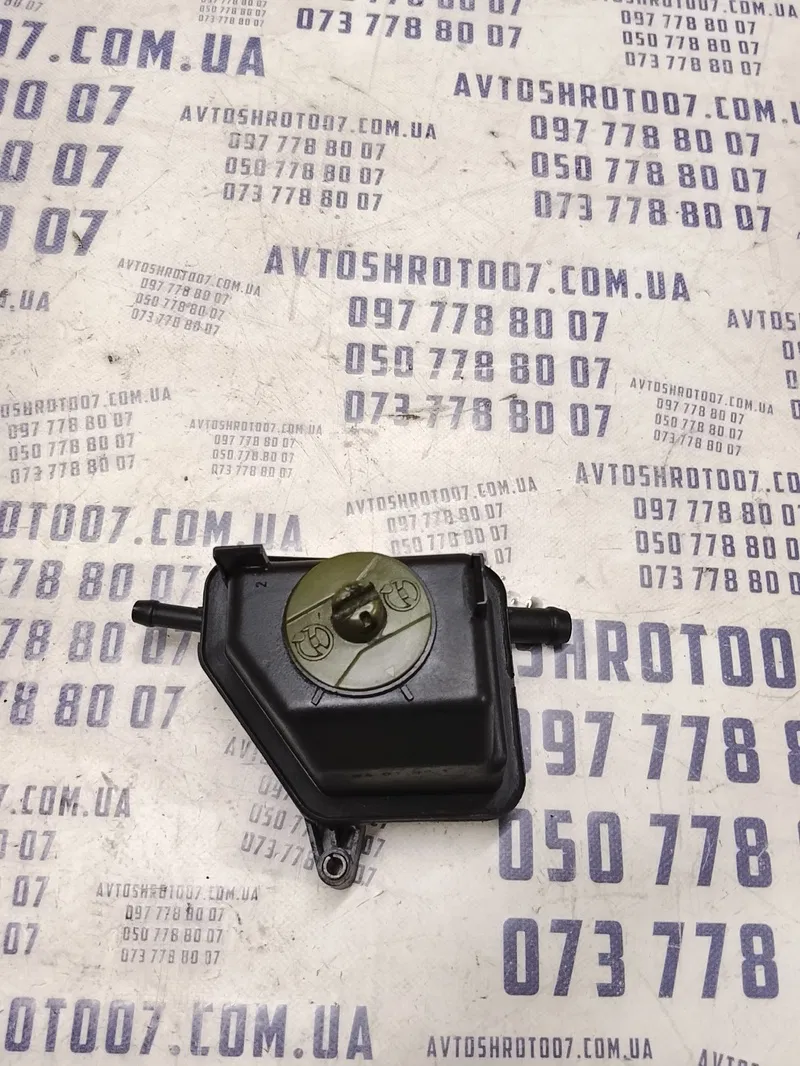 Бачок ГУР Skoda Octavia Tour (96-10) 1.9 TDI OEM 1j0422371b