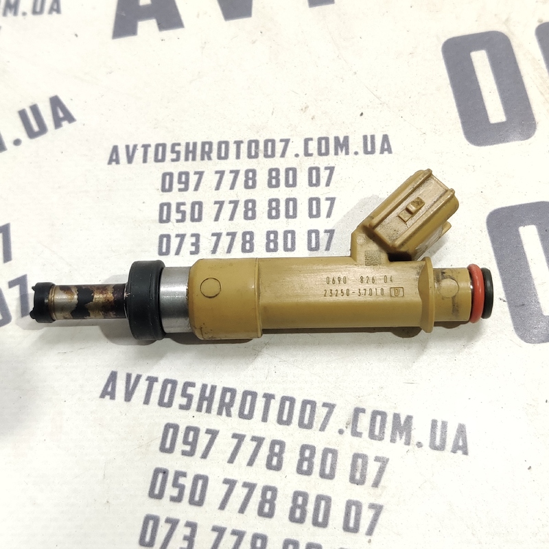 Паливна форсунка Toyota Corolla (06-13) 1.6 OEM 2325037010 фото 2