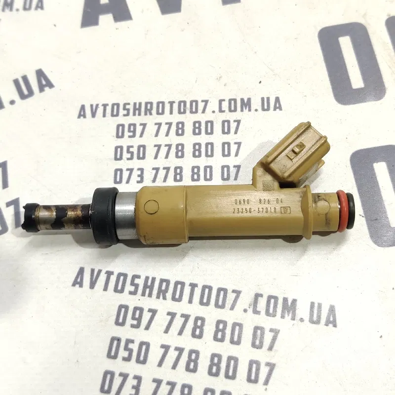 Паливна форсунка Toyota Corolla (06-13) 1.6 OEM 2325037010