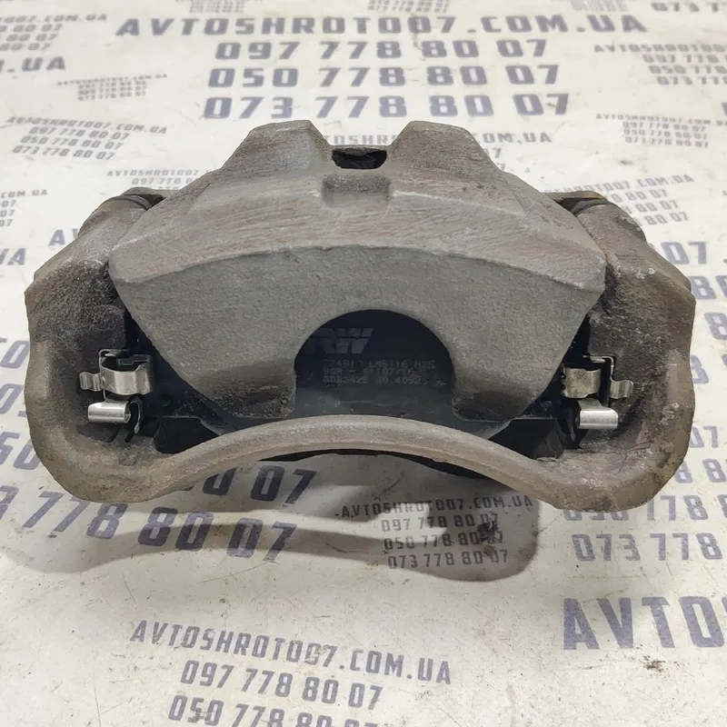 Супорт Toyota Corolla (06-13) 1.6 Бензин передній правий