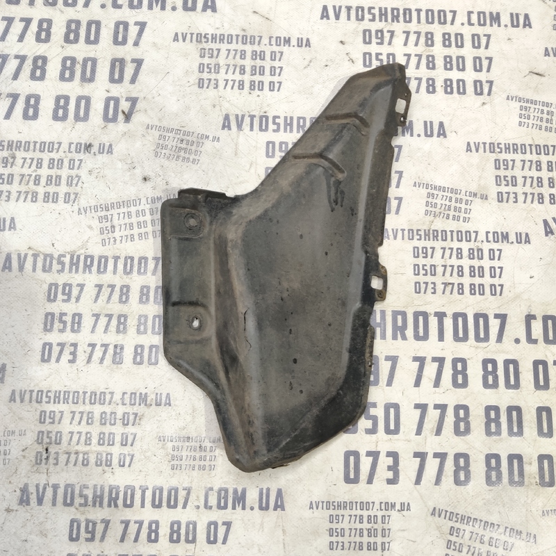 Бризговик Mitsubishi Outlander XL (06-12) 2.0D задній лівий